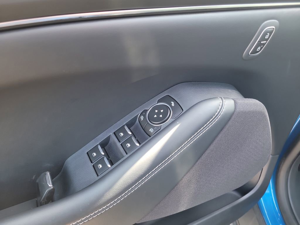 Certified 2025 Ford Mustang Mach-E Select RWD image 14