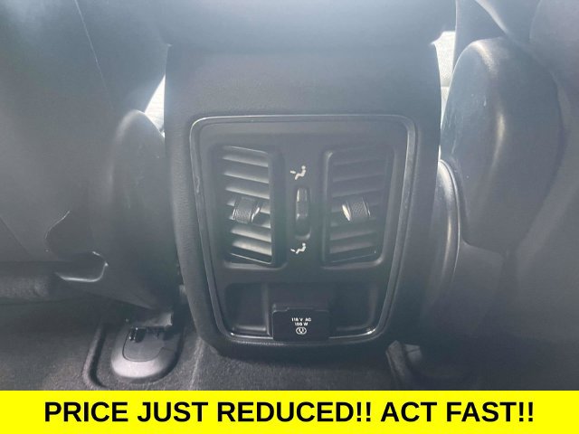 Used 2022 Jeep Grand Cherokee Laredo X RWD image 16
