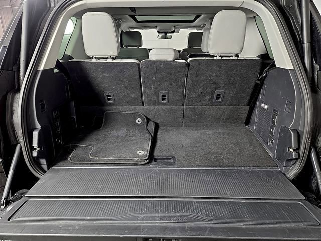 Certified 2025 Ford Expedition Active image 32