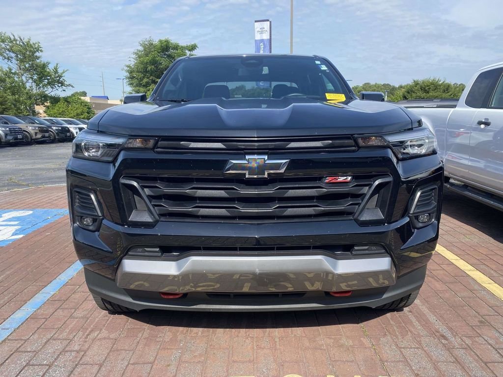 Used 2023 Chevrolet Colorado Z71 w/ Z71 Convenience Package 2 AWD/4WD video 2