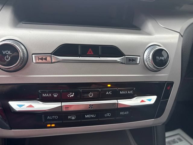 Certified 2024 Ford Explorer XLT AWD/4WD image 35