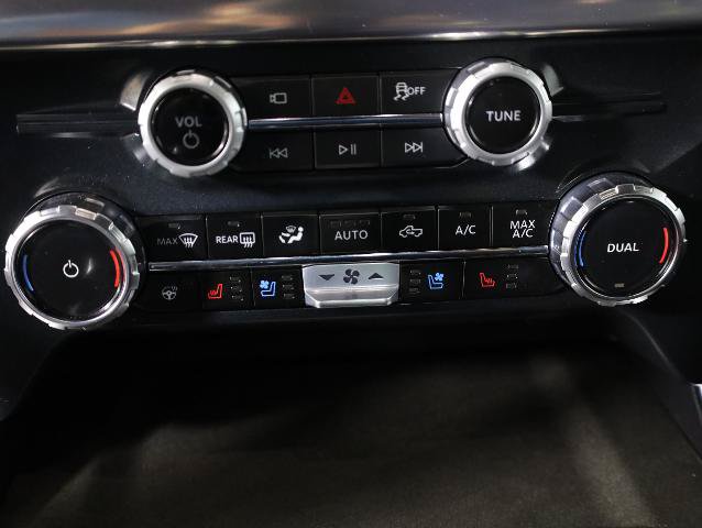 Certified 2025 Ford F150 Platinum w/ Equipment Group 703A Plus AWD/4WD image 21