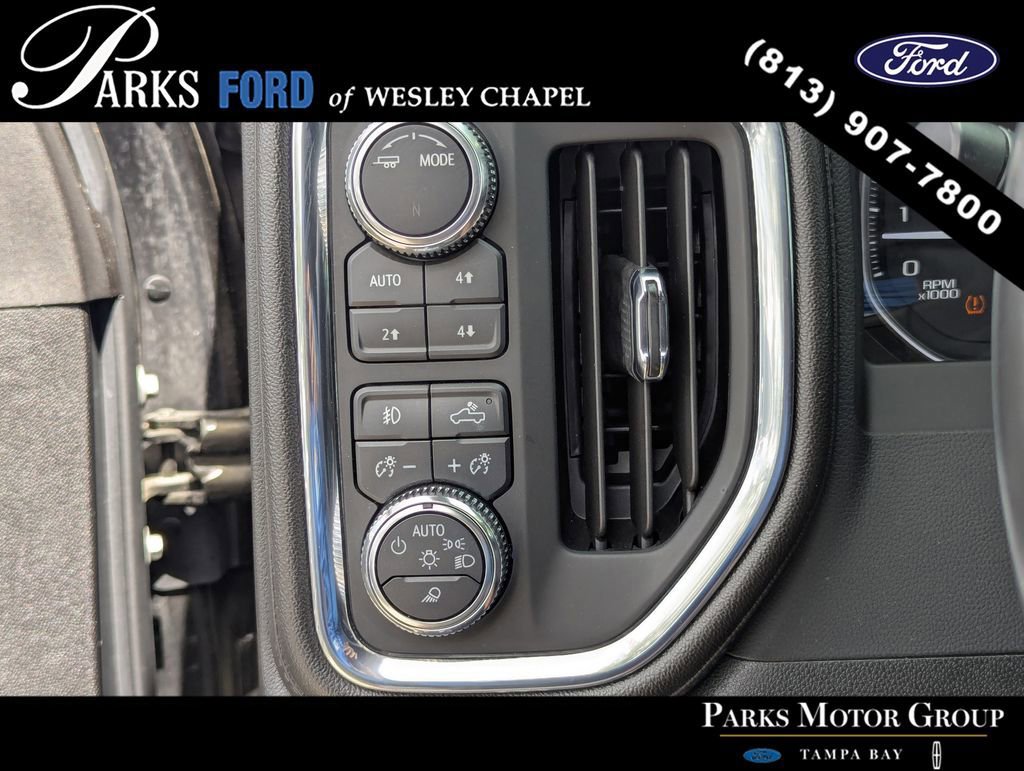 Used 2022 GMC Sierra 2500 SLT w/ SLT Premium Package AWD/4WD image 27