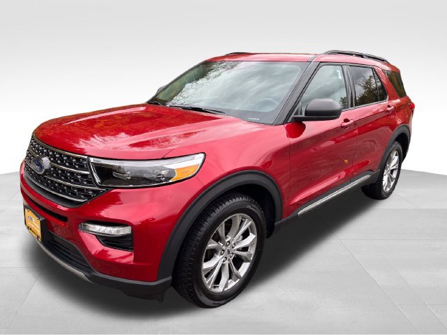 Certified 2023 Ford Explorer XLT w/ Equipment Group 202A AWD/4WD image 26