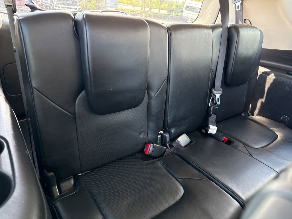 Used 2021 Nissan Armada SL w/ Captain's Chairs Package image 29