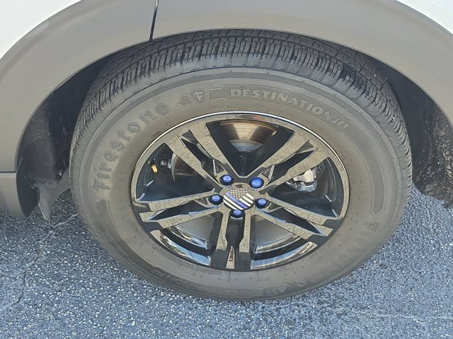 Certified 2020 Ford Explorer XLT w/ Equipment Group 202A RWD image 7
