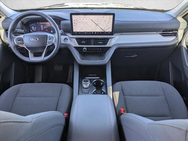 Certified 2025 Ford Explorer Active image 17