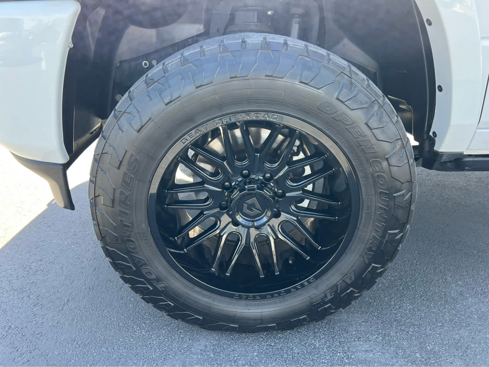 Used 2025 RAM 3500 Limited image 13