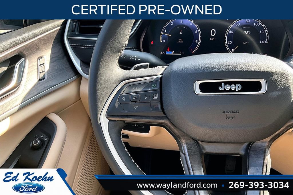 Used 2024 Jeep Grand Cherokee Limited AWD/4WD image 18