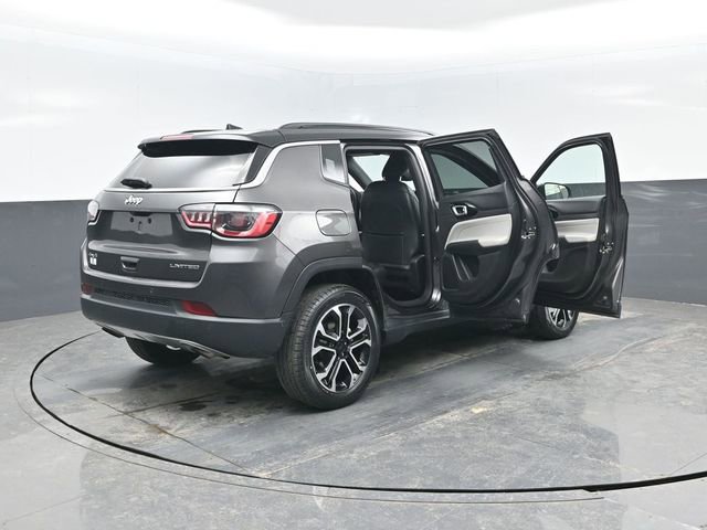 Used 2023 Jeep Compass Limited AWD/4WD image 27