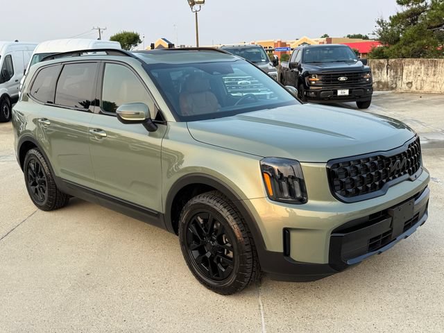 Used 2025 Kia Telluride AWD image 6