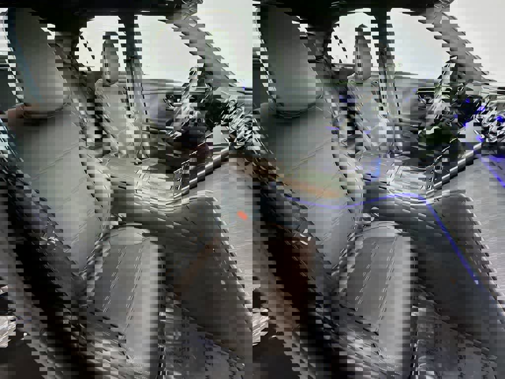 Used 2022 Mercedes-Benz C 300 C 300 image 18