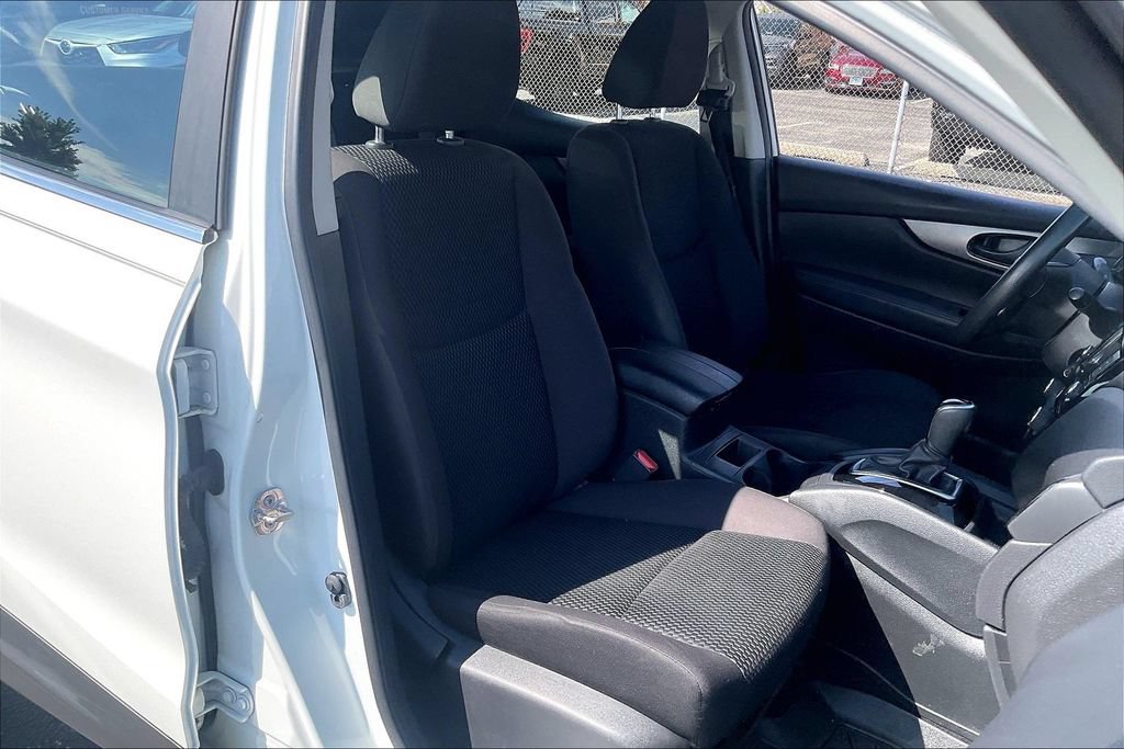 Used 2019 Nissan Rogue Sport S AWD/4WD image 6