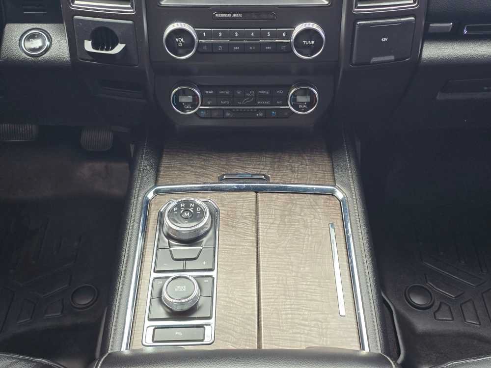 Certified 2019 Ford Expedition Limited w/ Equipment Group 301A AWD/4WD image 13