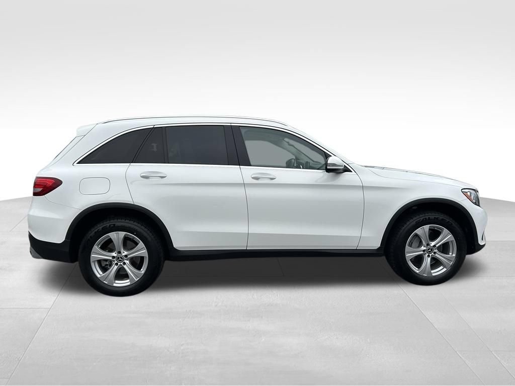 Used 2017 Mercedes-Benz GLC 300 4MATIC image 5