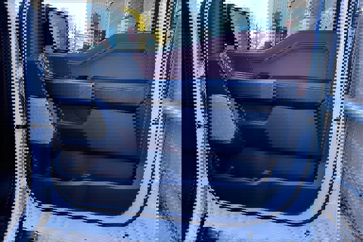 Certified 2022 Ford F150 Lariat w/ Equipment Group 502A High image 24