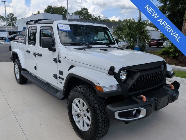 Used 2023 Jeep Gladiator Sport AWD/4WD image 1