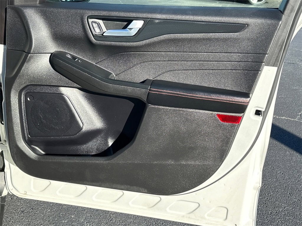 Certified 2023 Ford Escape ST-Line w/ Tech Pack #1 image 14