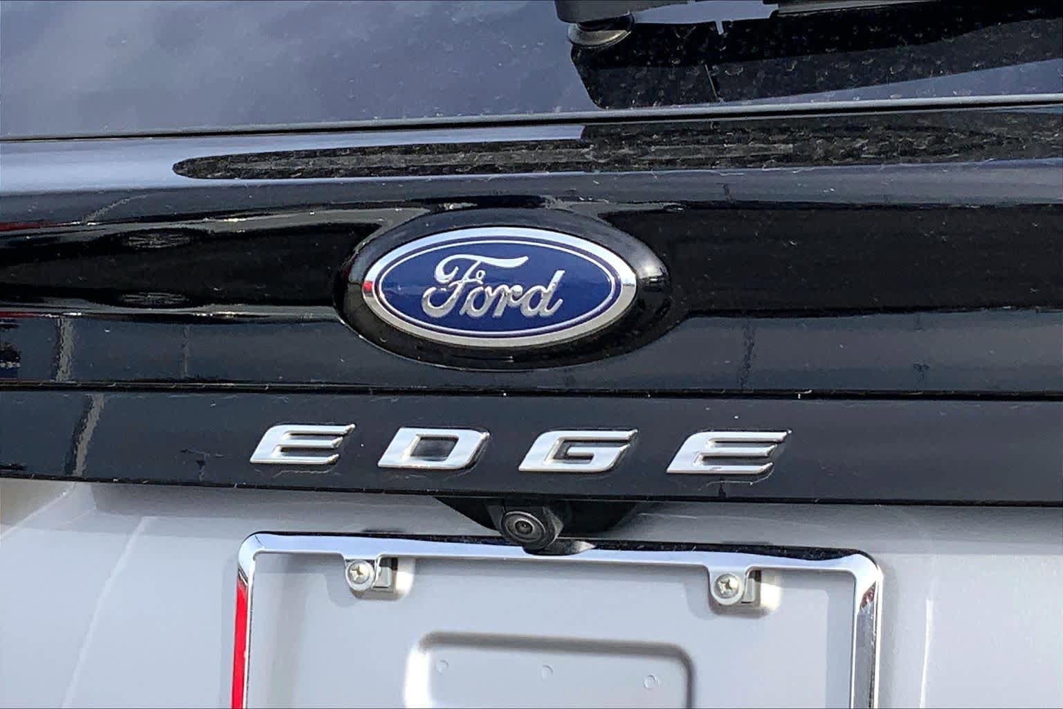 Certified 2023 Ford Edge Titanium AWD/4WD image 28