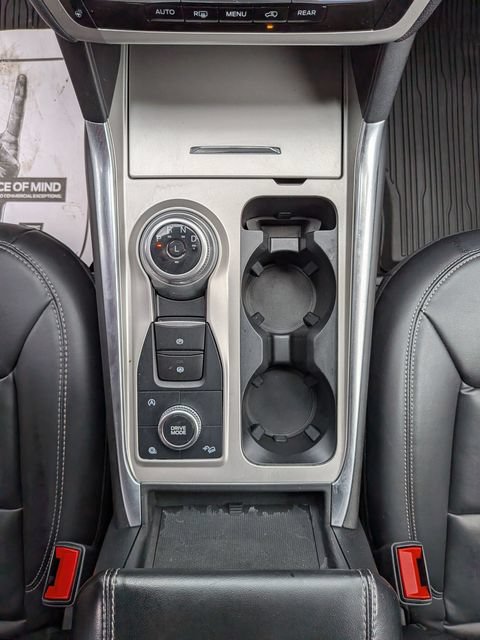 Certified 2023 Ford Explorer XLT w/ Equipment Group 202A AWD/4WD image 13