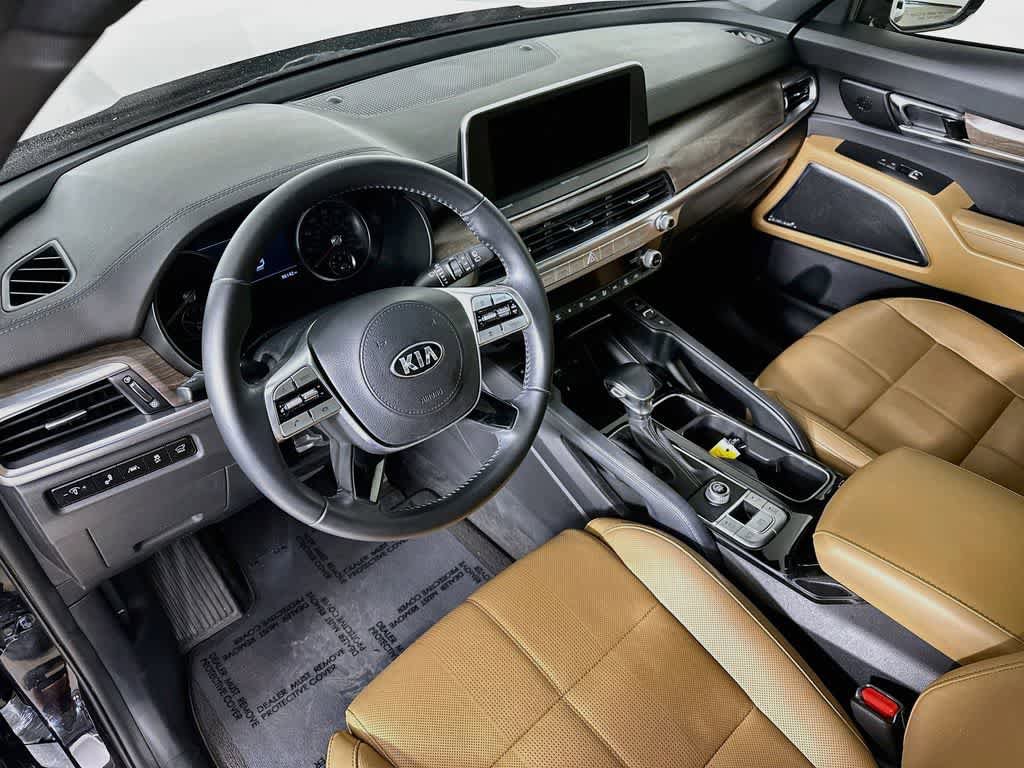 Used 2021 Kia Telluride SX FWD image 2
