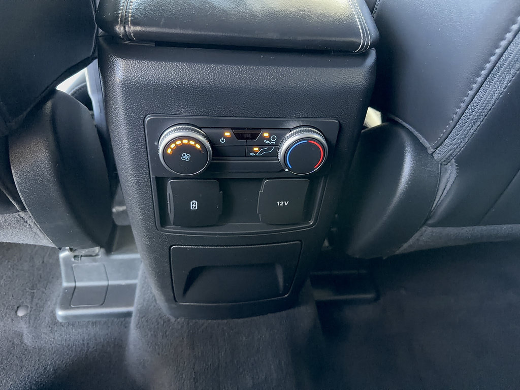 Certified 2022 Ford Explorer XLT w/ Equipment Group 202A RWD image 32