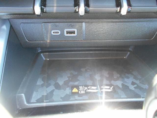 Used 2025 Chevrolet Colorado LT w/ LT Convenience Package AWD/4WD image 15