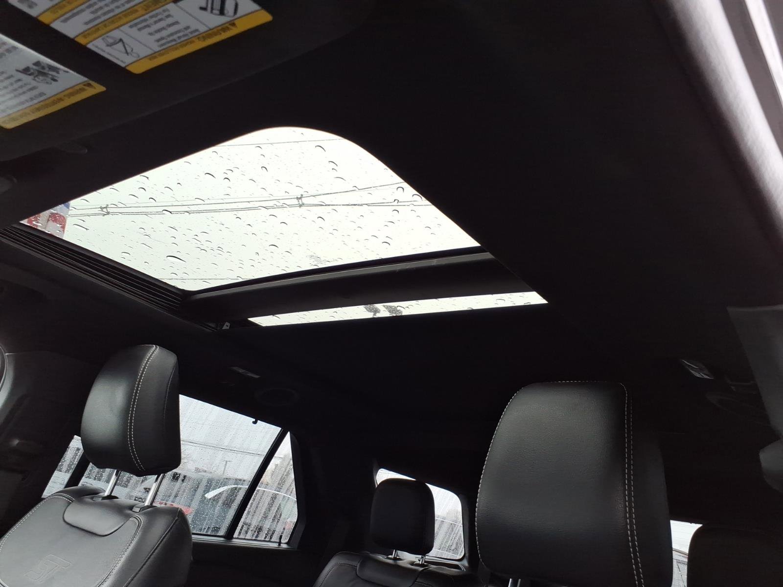 Certified 2022 Ford Explorer ST w/ Equipment Group 401A image 17