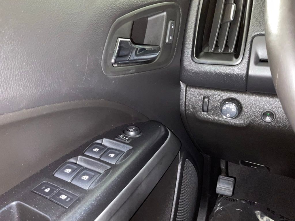 Used 2020 Chevrolet Colorado LT RWD image 20