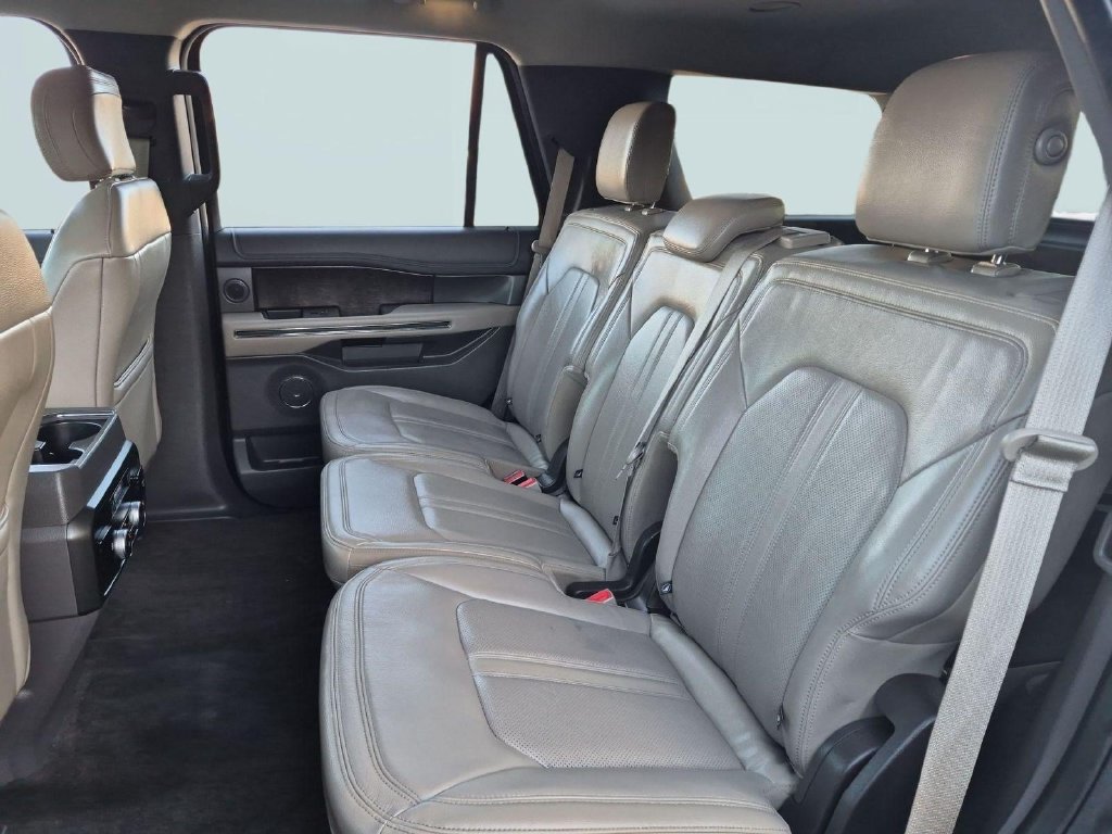 Certified 2018 Ford Expedition Limited AWD/4WD image 23