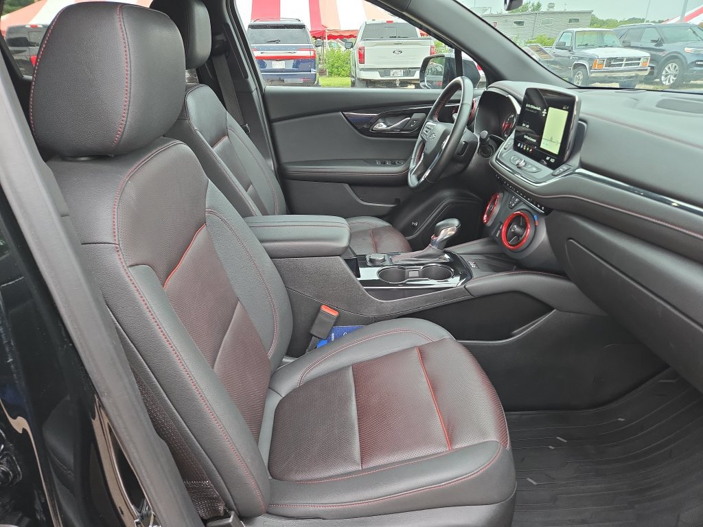 Used 2023 Chevrolet Blazer RS w/ Enhanced Convenience Package AWD/4WD image 12