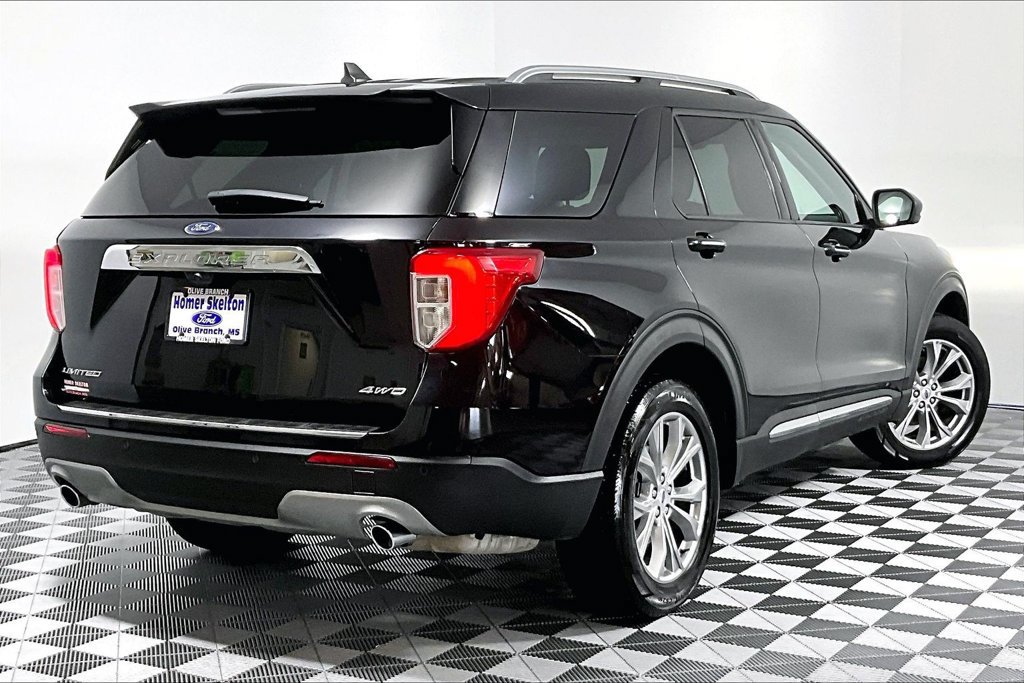 Certified 2023 Ford Explorer Limited AWD/4WD image 12