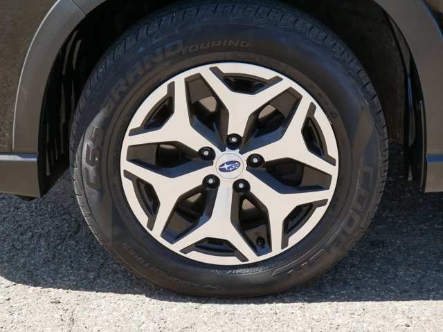 Used 2020 Subaru Forester Premium AWD/4WD image 10