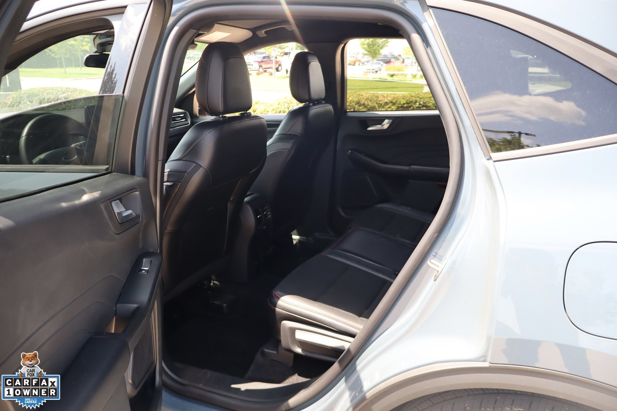 Certified 2025 Ford Escape ST-Line FWD image 24