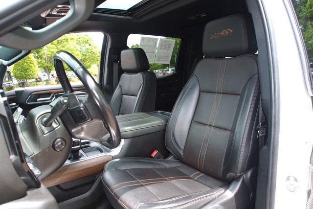Used 2023 Chevrolet Silverado 1500 High Country w/ High Country Premium Package AWD/4WD image 17