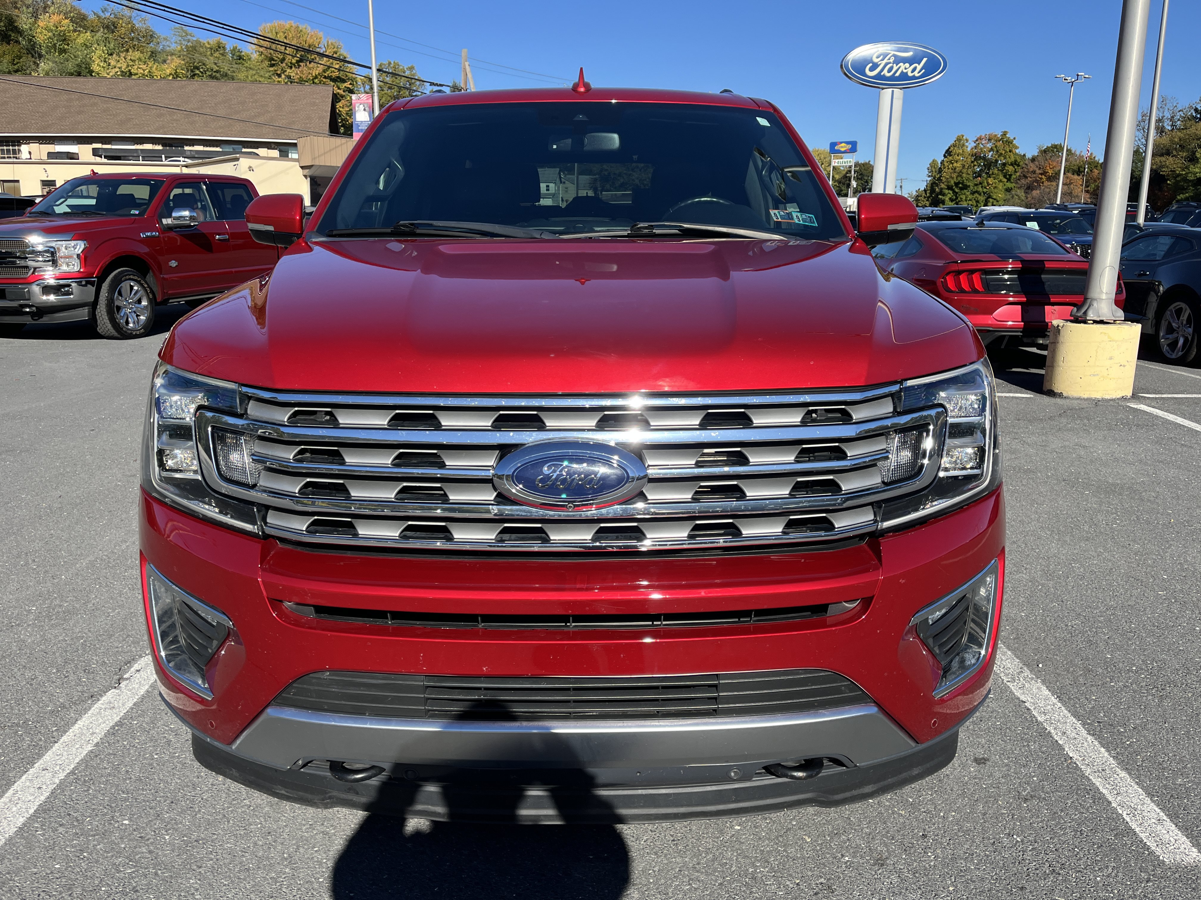 Certified 2020 Ford Expedition Max Limited w/ Equipment Group 302A AWD/4WD image 3