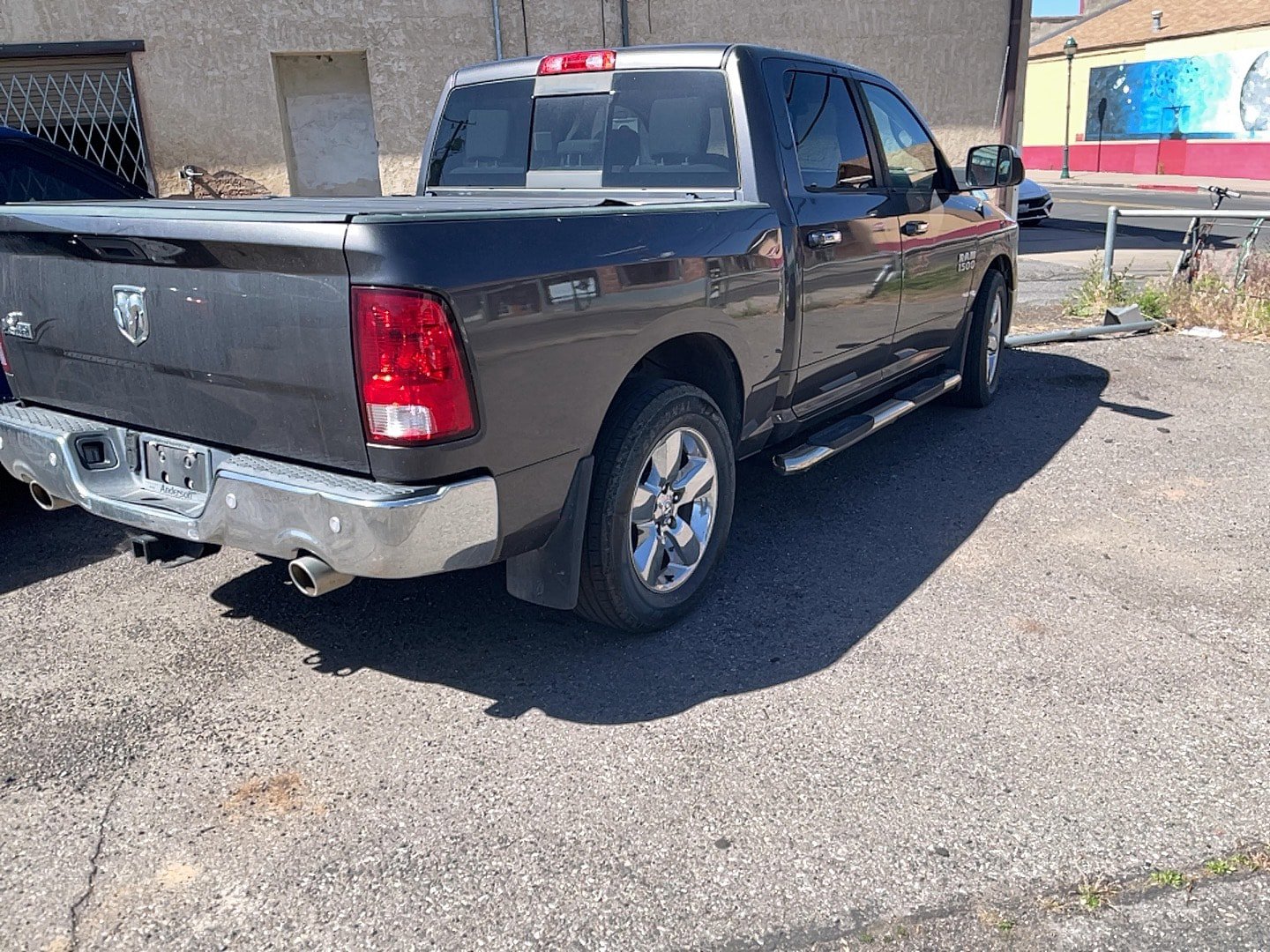 Used 2017 RAM 1500 Big Horn RWD image 2