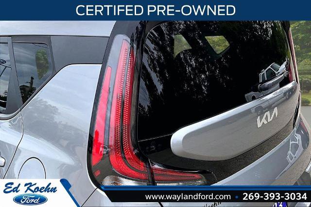 Used 2023 Kia Soul LX w/ LX Technology Package FWD image 30