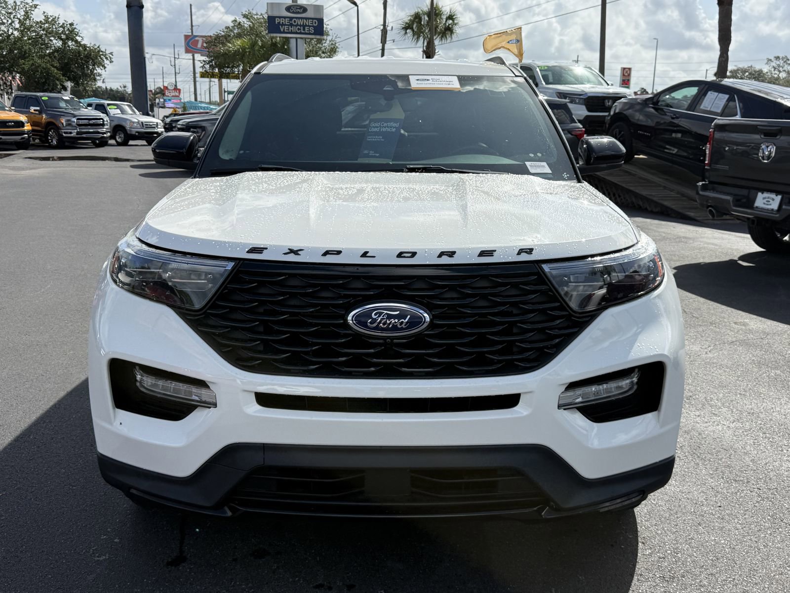 Certified 2022 Ford Explorer ST-Line w/ Class IV Trailer Tow Package RWD image 8