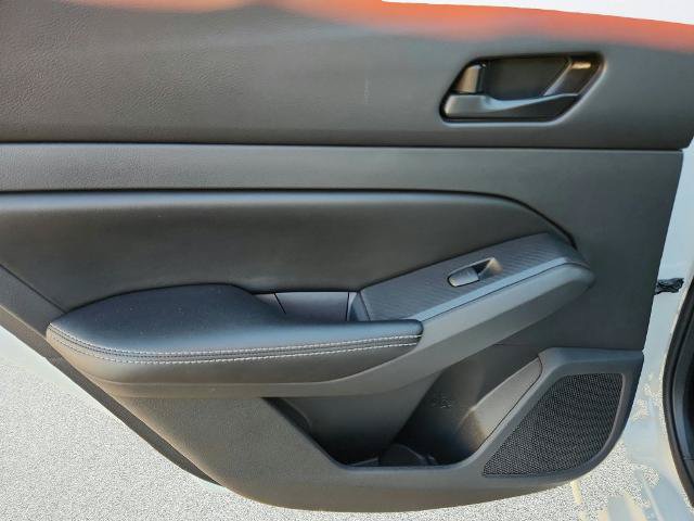 Used 2025 Nissan Altima 2.5 SV FWD image 18