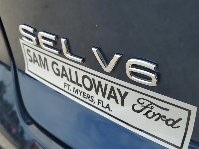 Used 2023 Volkswagen Atlas Cross Sport SEL image 13