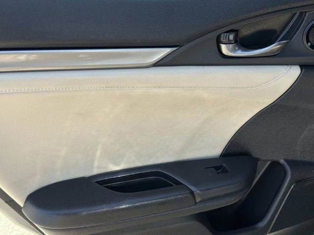 Used 2018 Honda Civic EX-L image 19