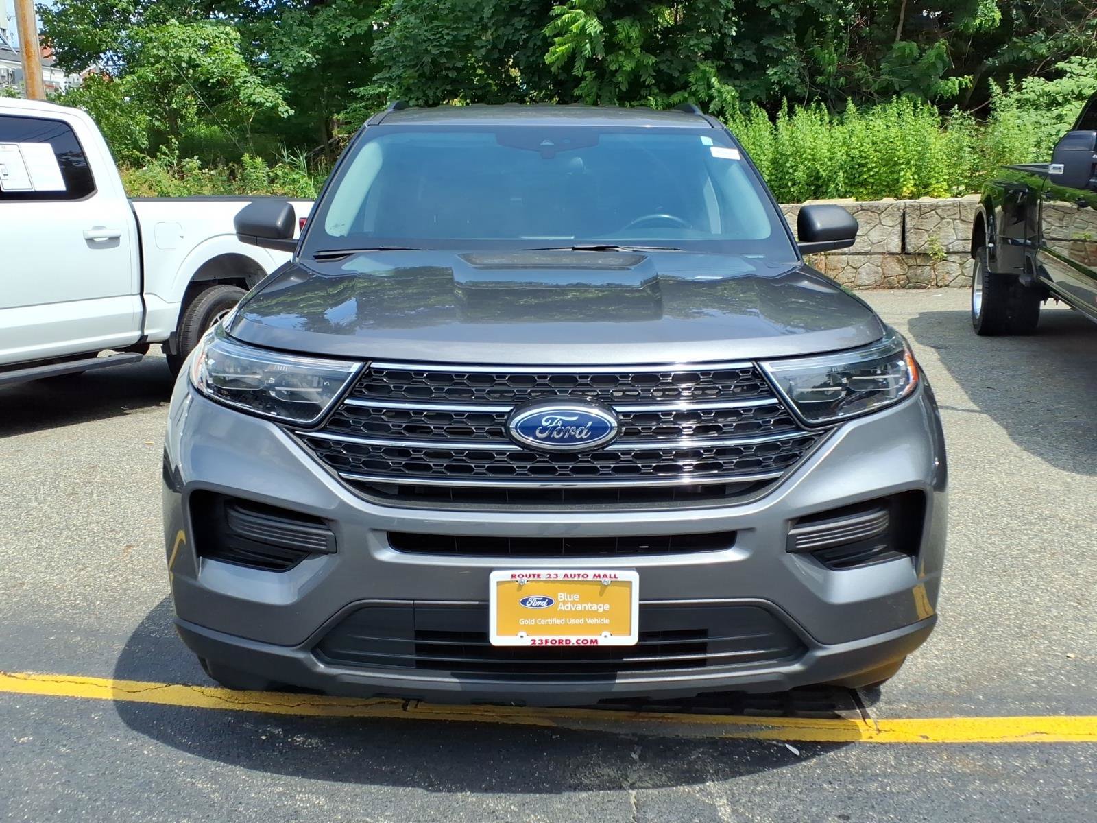 Certified 2023 Ford Explorer XLT AWD/4WD image 2