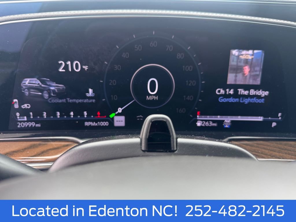 Used 2024 Cadillac Escalade Premium Luxury Platinum AWD/4WD image 29