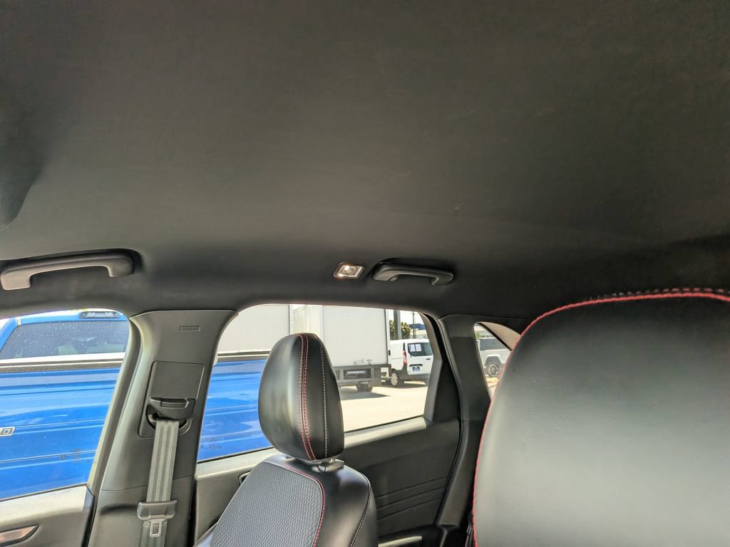 Certified 2025 Ford Escape ST-Line FWD image 18