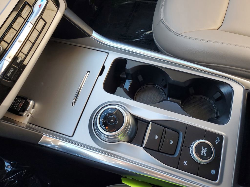 Certified 2024 Ford Explorer XLT w/ Equipment Group 202A image 20