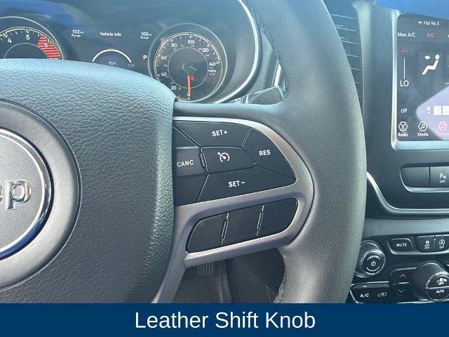 Used 2022 Jeep Cherokee Latitude Lux w/ Sun & Sound Group FWD image 23