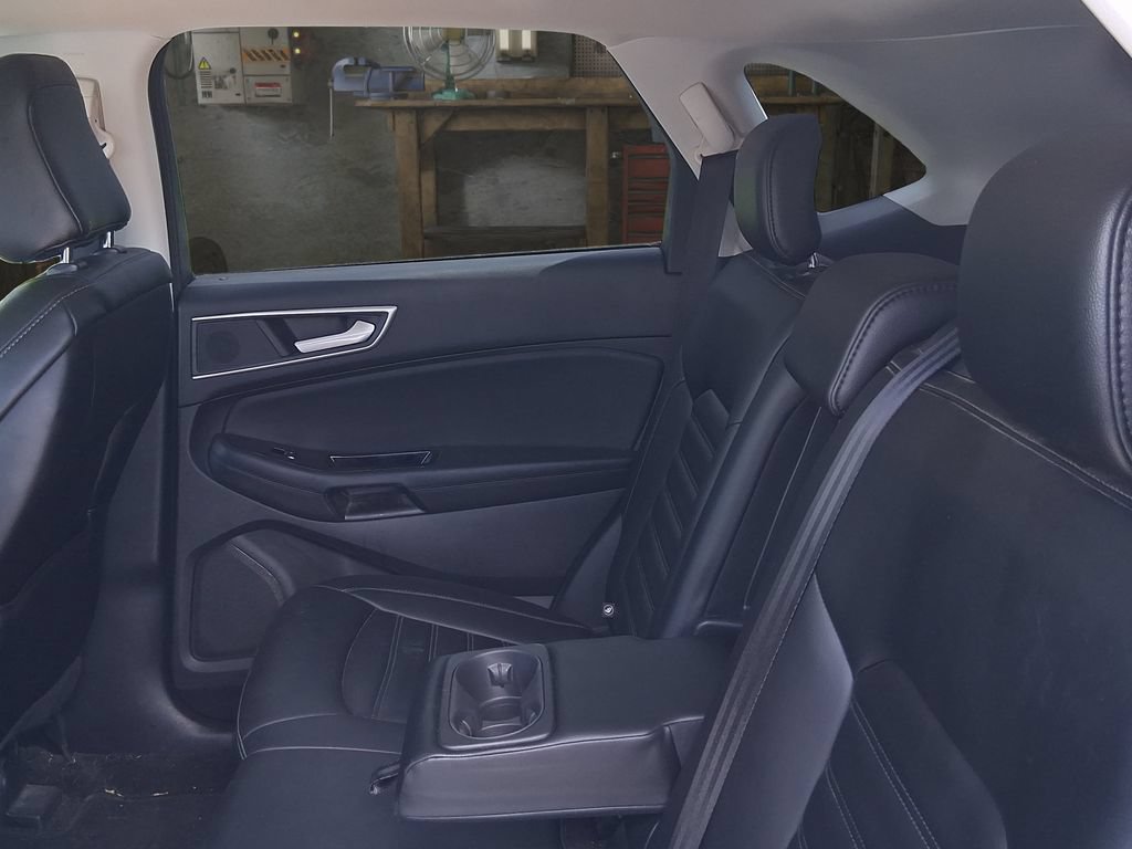 Certified 2020 Ford Edge SEL FWD image 11