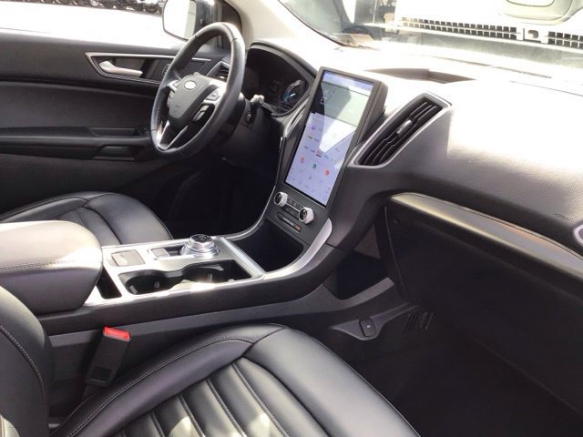 Certified 2022 Ford Edge SEL w/ Convenience Package AWD/4WD image 11