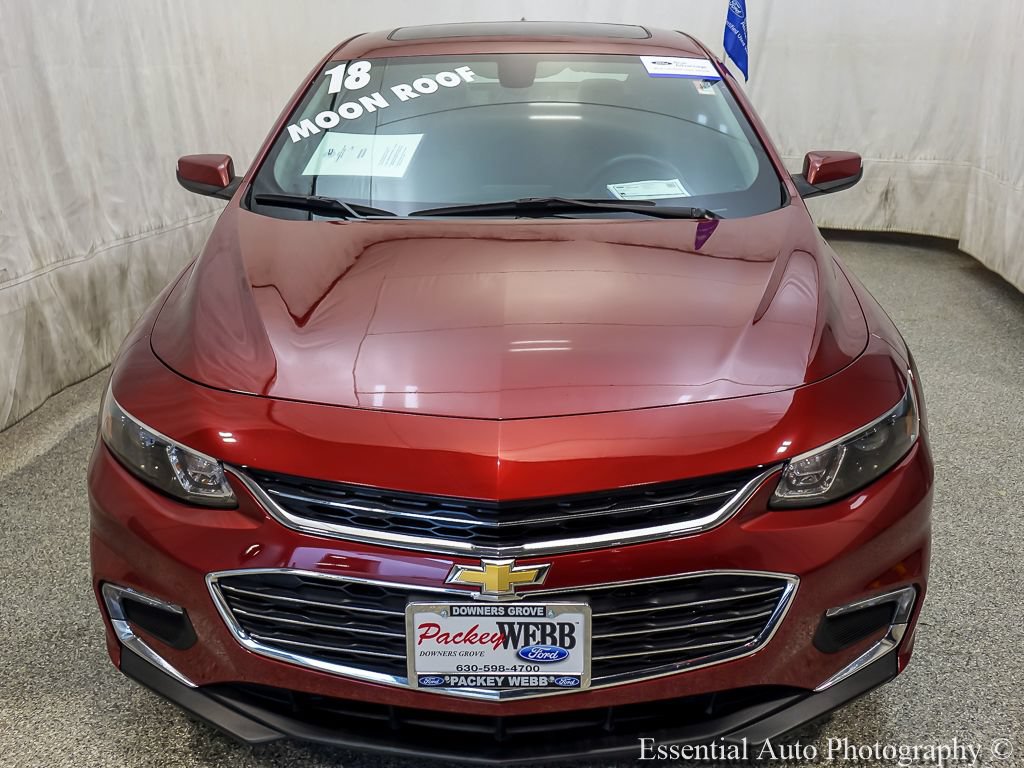 Used 2018 Chevrolet Malibu LT w/ Leather Package FWD image 5